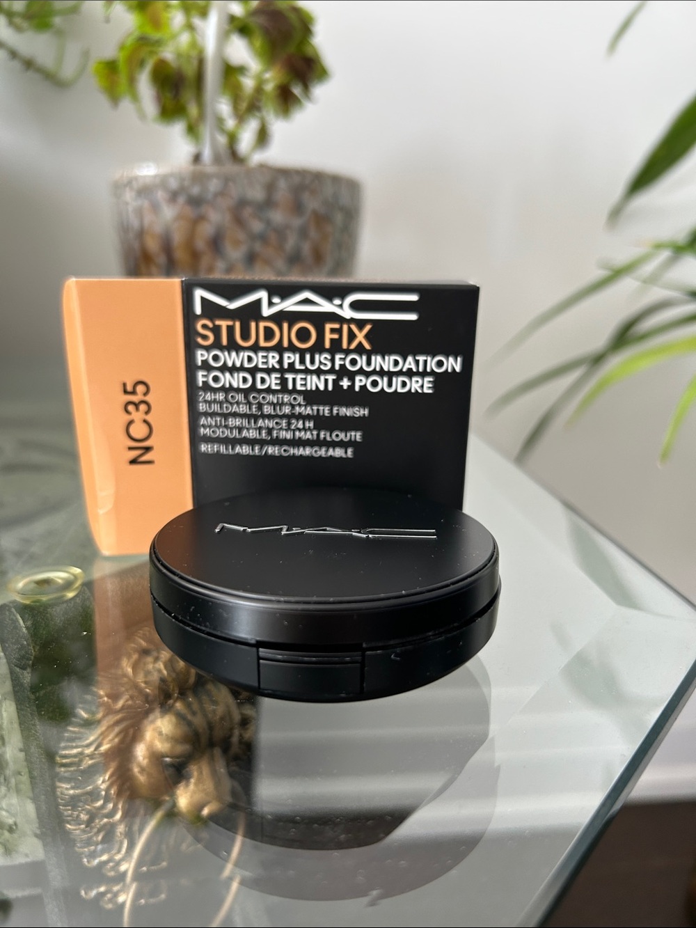 MAC Studio Fix Powder Plus in NC35